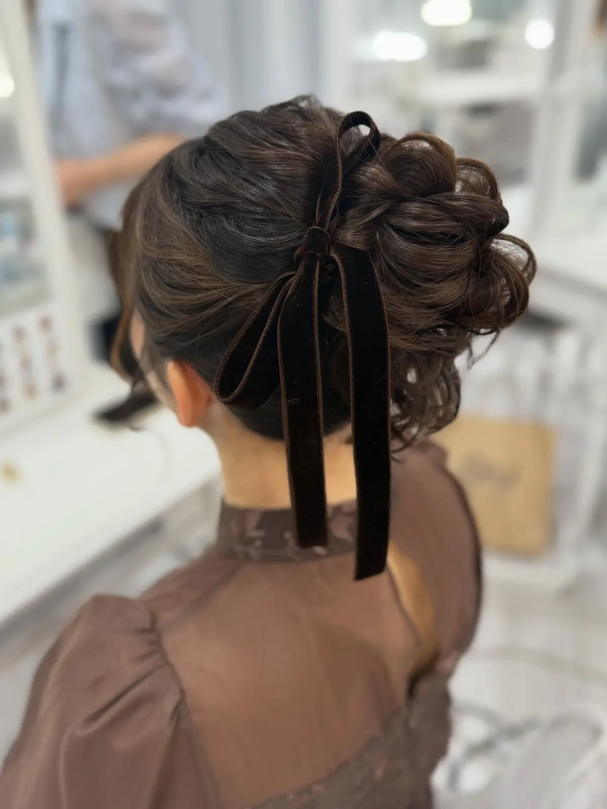 ベルベットリボン付きアップスタイル