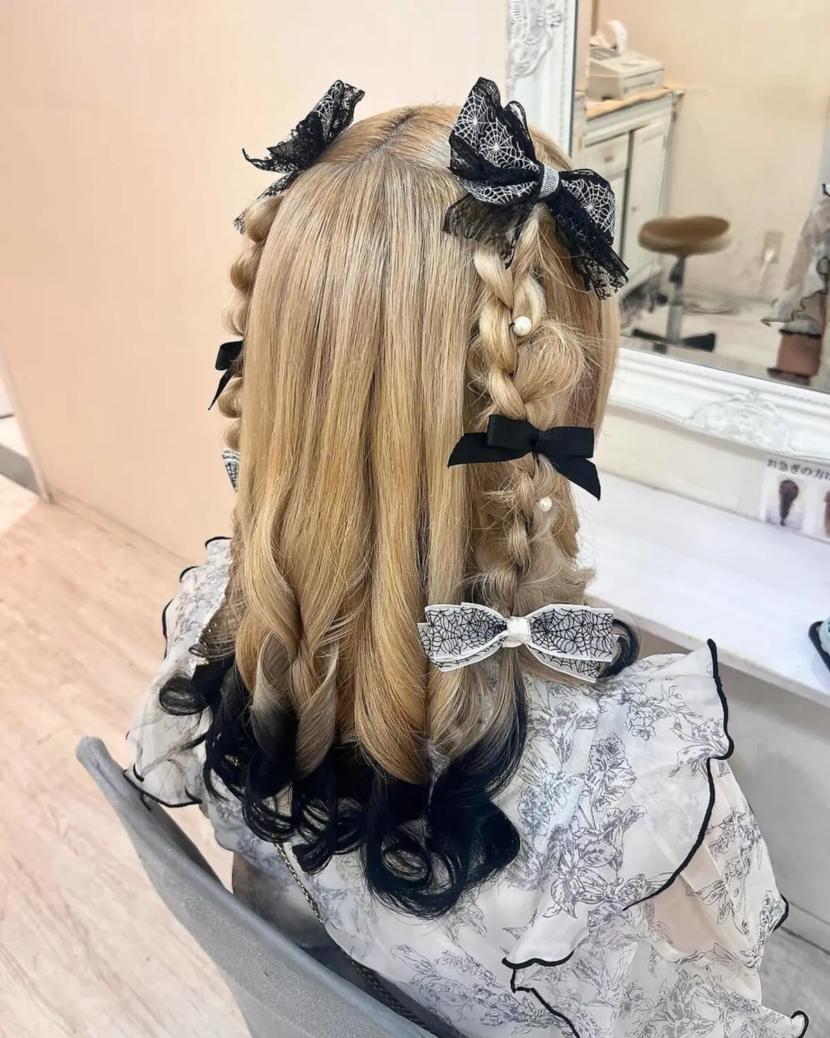 量産型ヘアセット - リボンとパールのツインテール