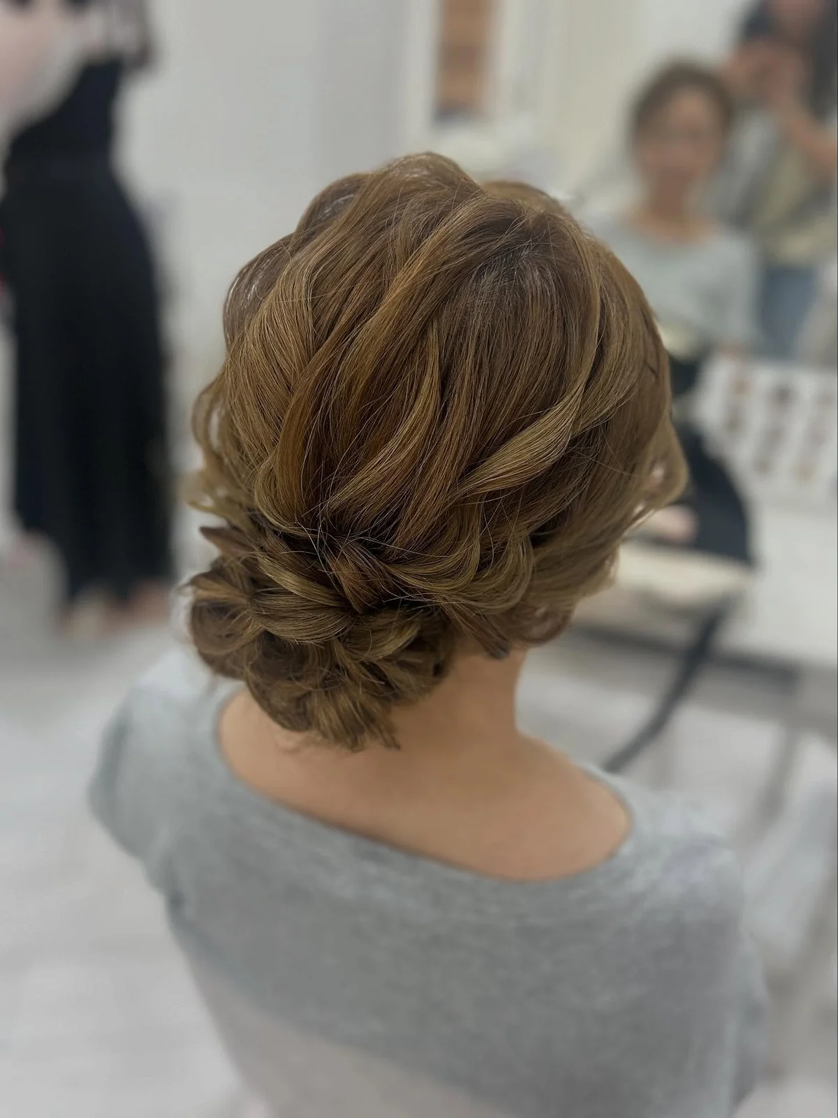 編み込みヘアスタイル