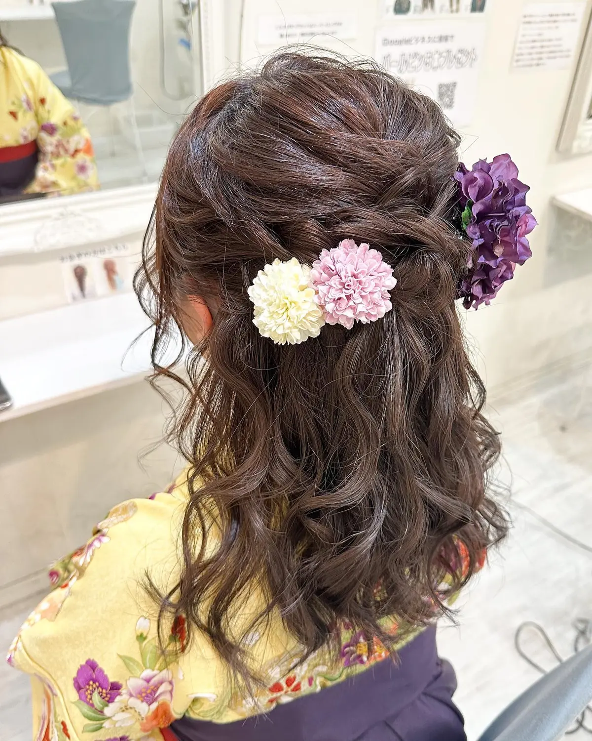 ナチュラルなハーフアップスタイル